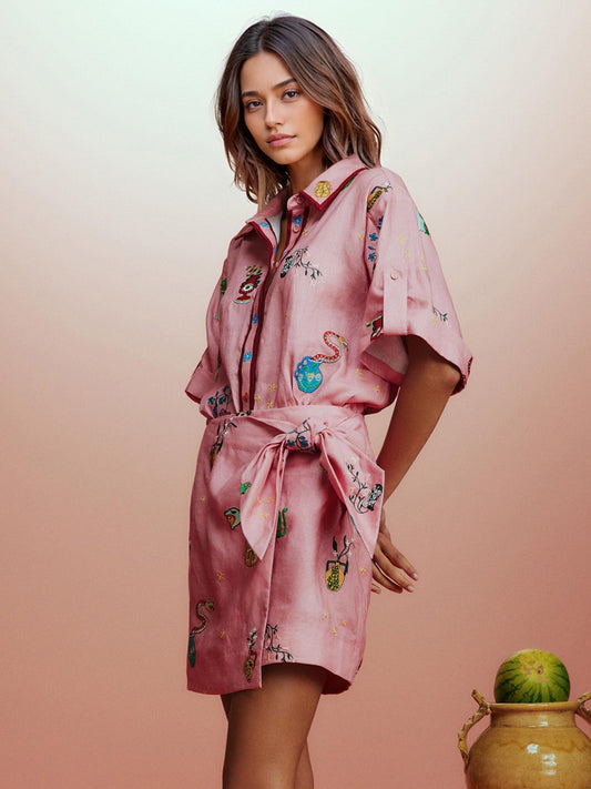 CONJUNTO DE DUAS PEÇAS BORDADO COM MOTIVOS FLORAIS ROSAS