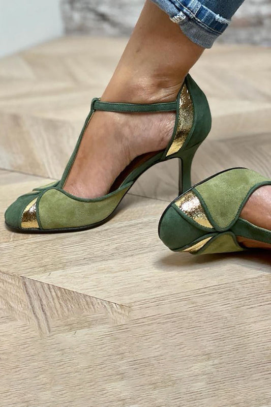 Taviana - Sapatos de salto em patchwork com tira em T e biqueira fechada