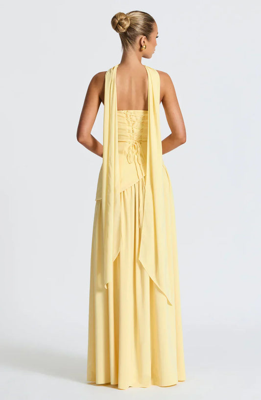 ADRIANA | VESTIDO COMPRIDO ASSIMÉTRICO COM ABERTURA