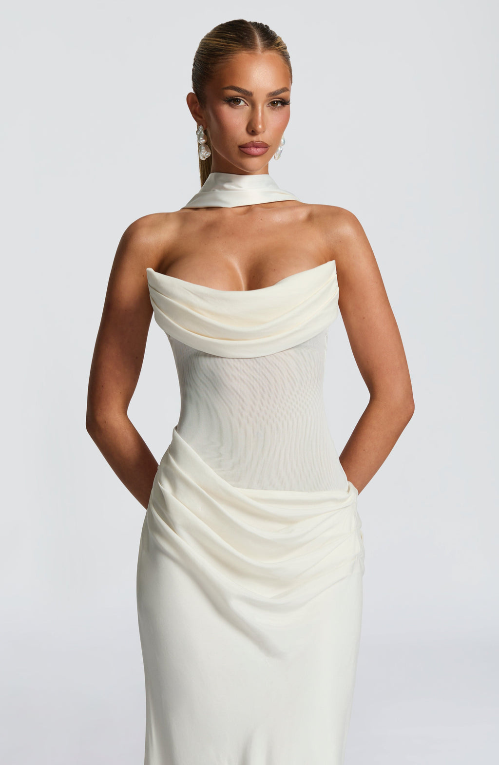 VESTIDO COMPRIDO DRAPEADO COSTAS CORSELETE