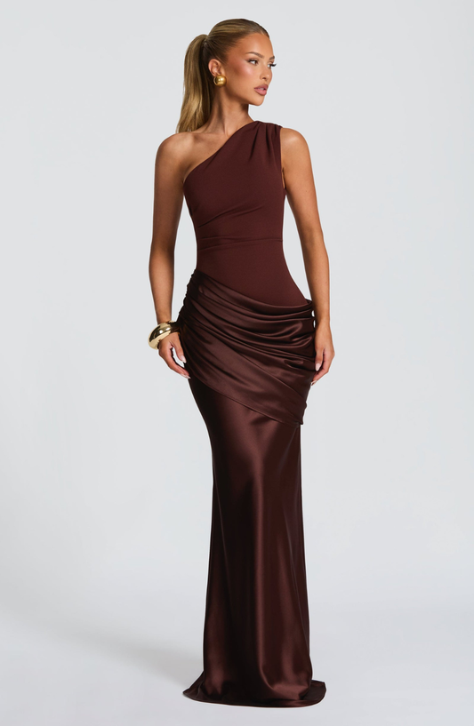 VESTIDO COMPRIDO ASSIMÉTRICO EFEITO ACETINADO