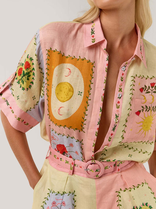 CONJUNTO DE CAMISA E CALÇÕES COM CINTO