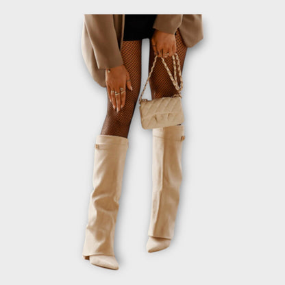 Botas Altas com Design Elegante