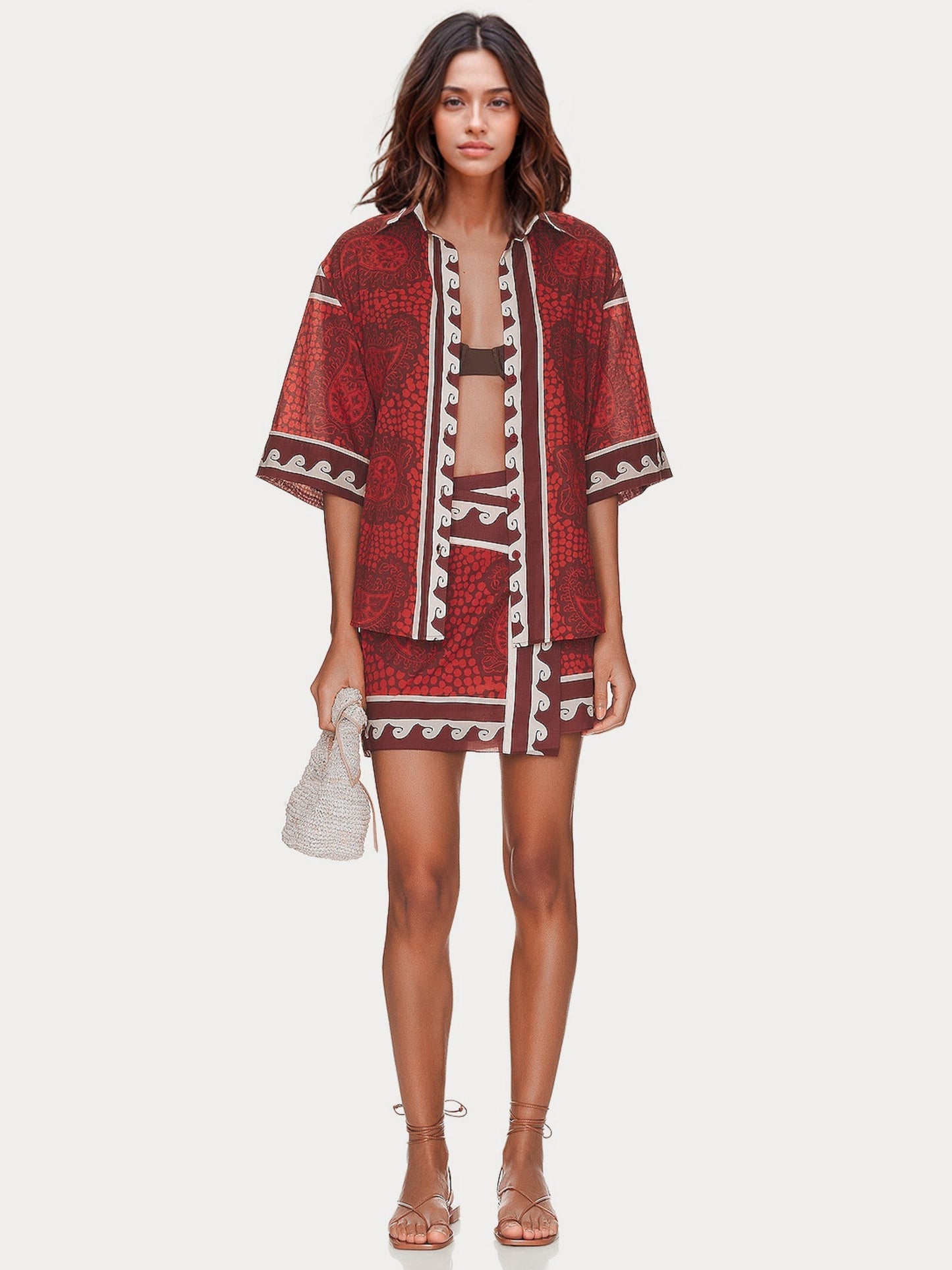 CONJUNTO DE DUAS PEÇAS COM ESTAMPADO TRIBAL