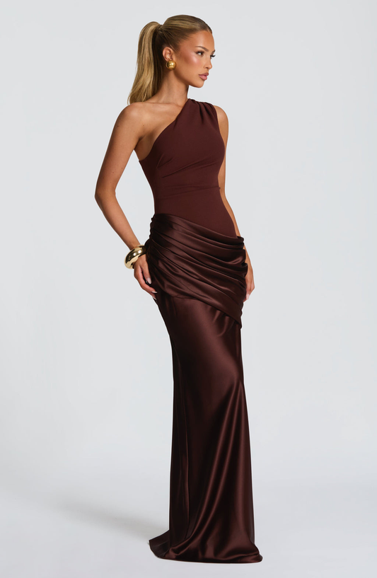 VESTIDO COMPRIDO ASSIMÉTRICO EFEITO ACETINADO
