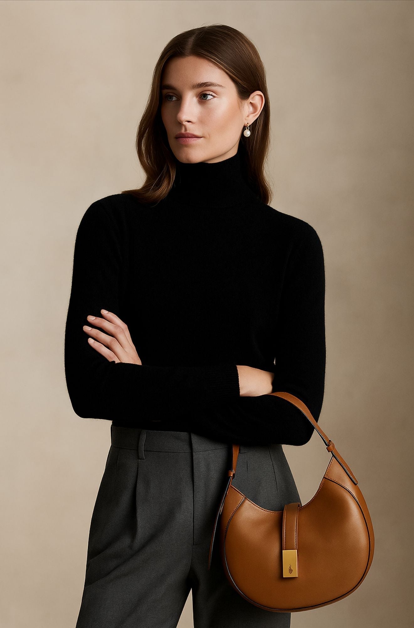 Amara - Pullover de Gola Alta Luxuoso