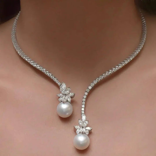Colar Elegante e Brilhante de Pérolas em Prata Esterlina