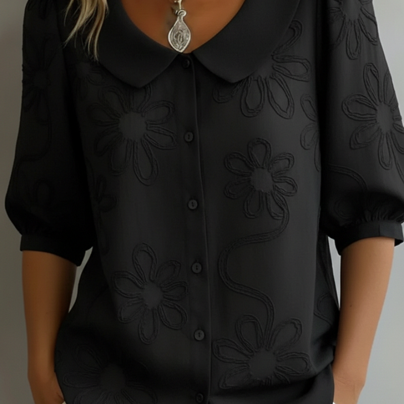 Sara – Blusa com Flores Bordadas