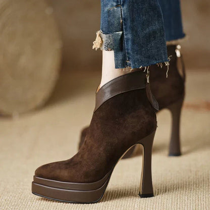 Dora - Botas com estilo moderno e conforto e atitude