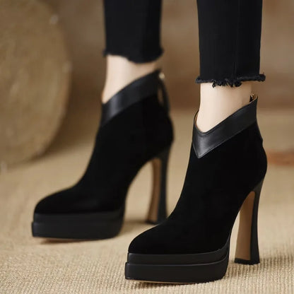 Dora - Botas com estilo moderno e conforto e atitude