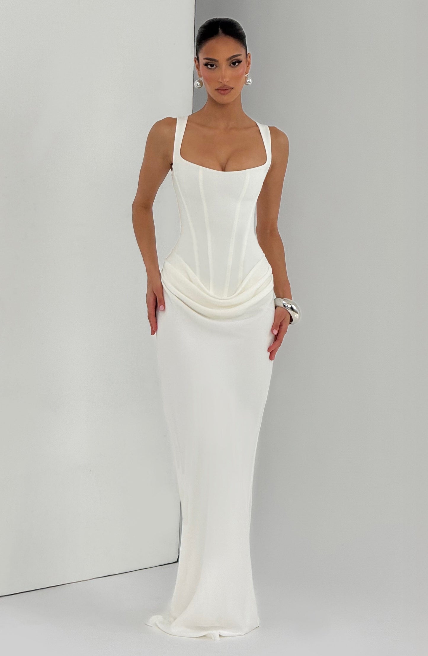 VESTIDO MAXI ESPARTILHO AJUSTADO