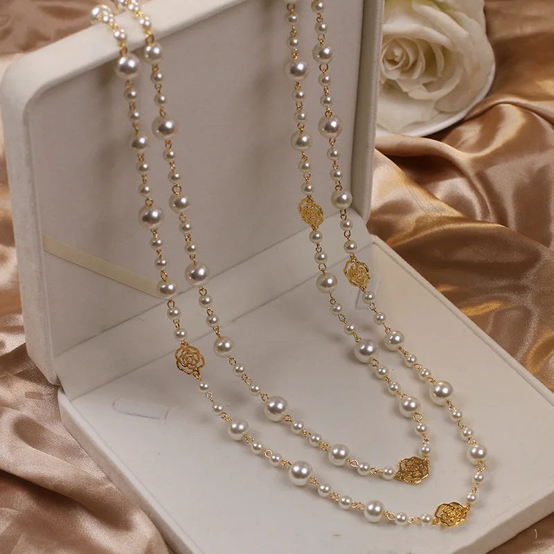 Colar Elegante em Ouro com Pérola